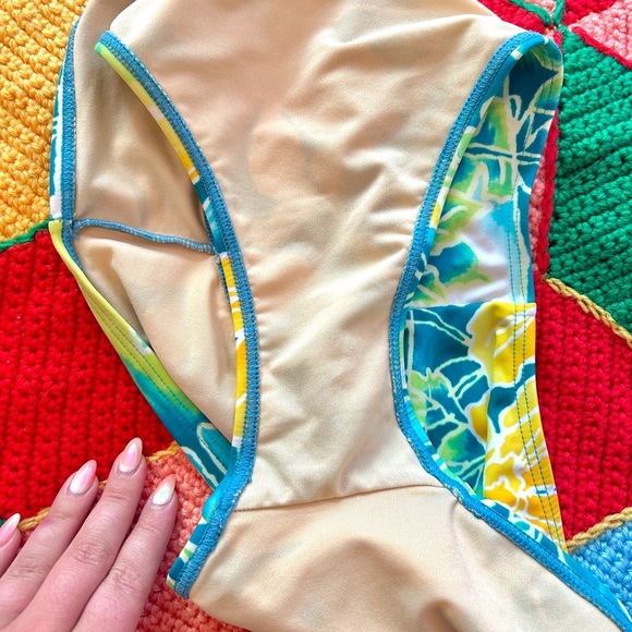 Vintage Christina 90s/Y2K High-Waisted Bikini Set – Tropical Floral Print - Picture 5 of 7